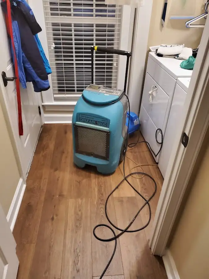 Commercial dehumidifier deployed for Flood Damage Cleanup in Creve Coeur
